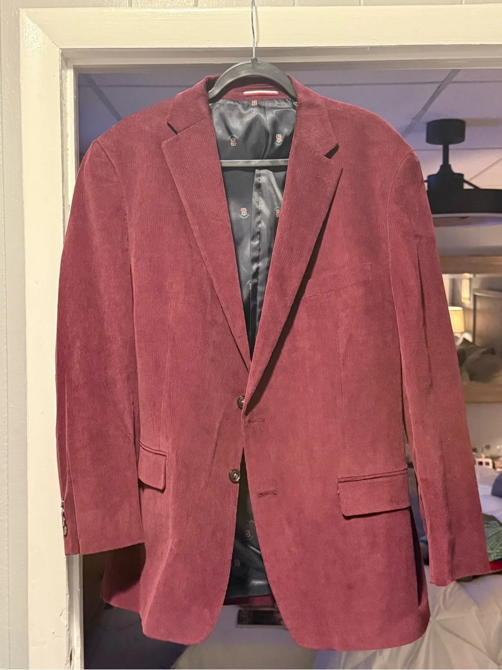 Men's Tommy Hilfiger Burgundy Corduroy Sport Coat - Classic Two-Button Blazer